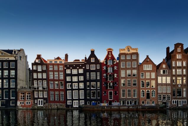 COLMAR, STRASBURGO, AMSTERDAM, ROTTERDAM E METZ